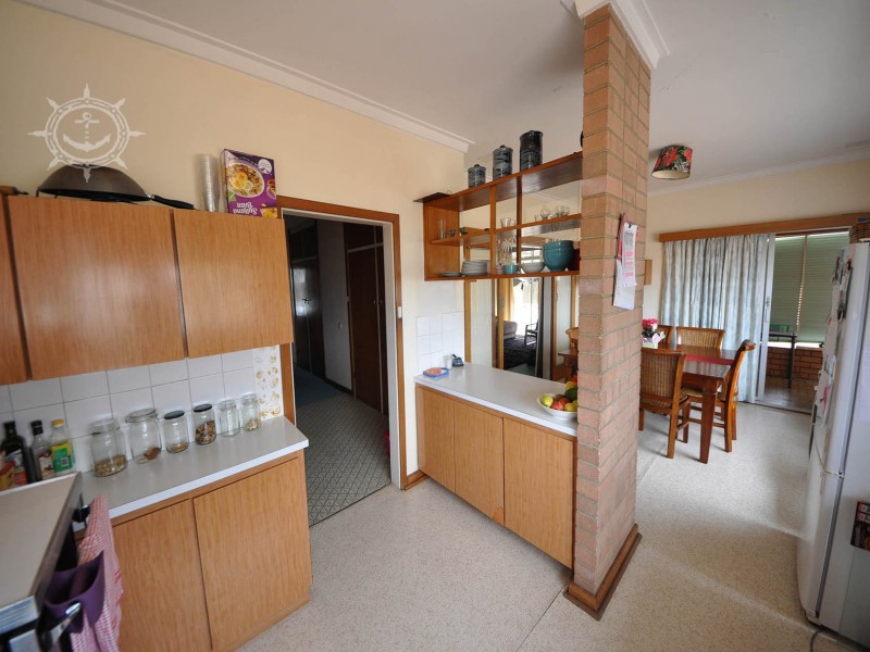 41 Beach Road, Coogee WA 6166