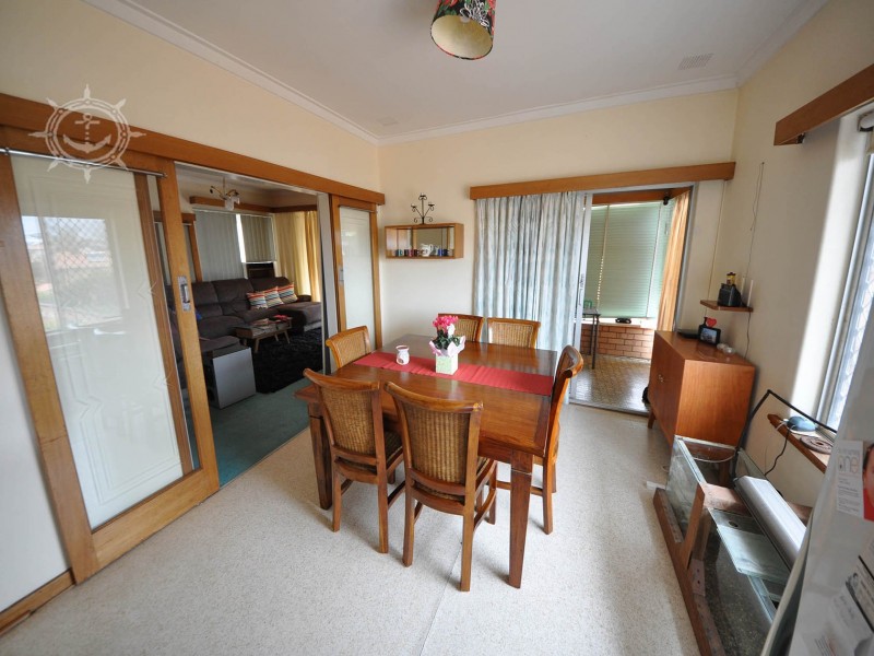 41 Beach Road, Coogee WA 6166