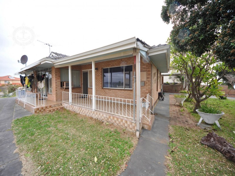 41 Beach Road, Coogee WA 6166