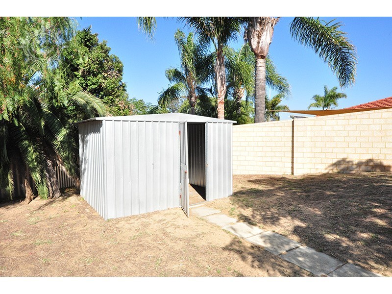 15 Tait Place, Coolbellup WA 6163