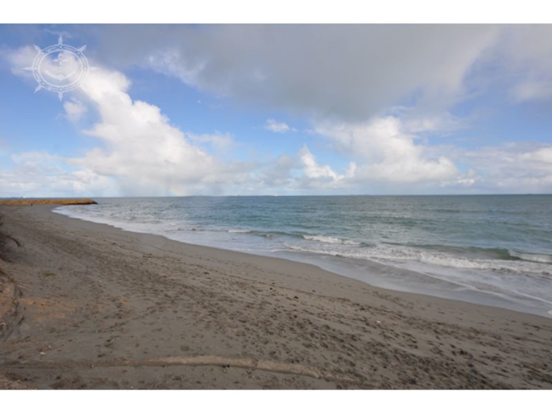 59 Breaksea Drive, North Coogee WA 6163