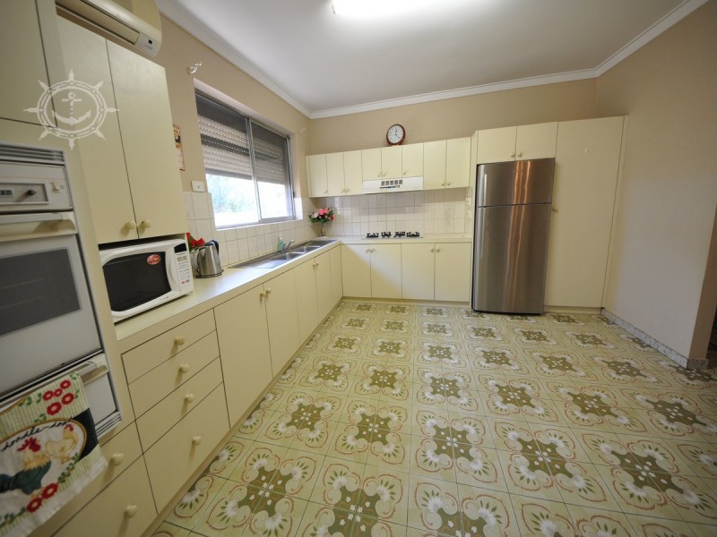 38 York Street, Beaconsfield WA 6162