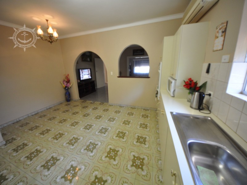 38 York Street, Beaconsfield WA 6162