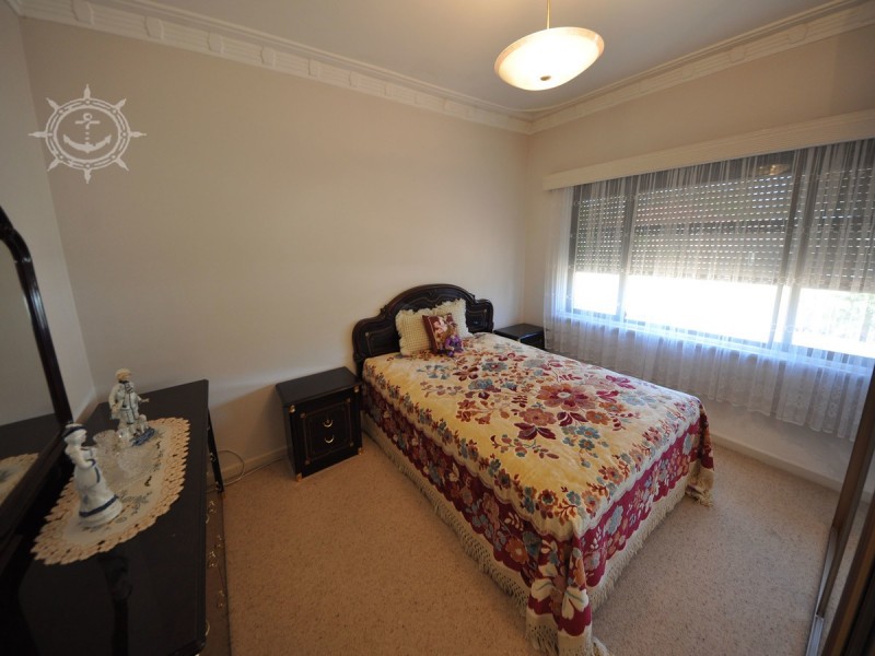 38 York Street, Beaconsfield WA 6162