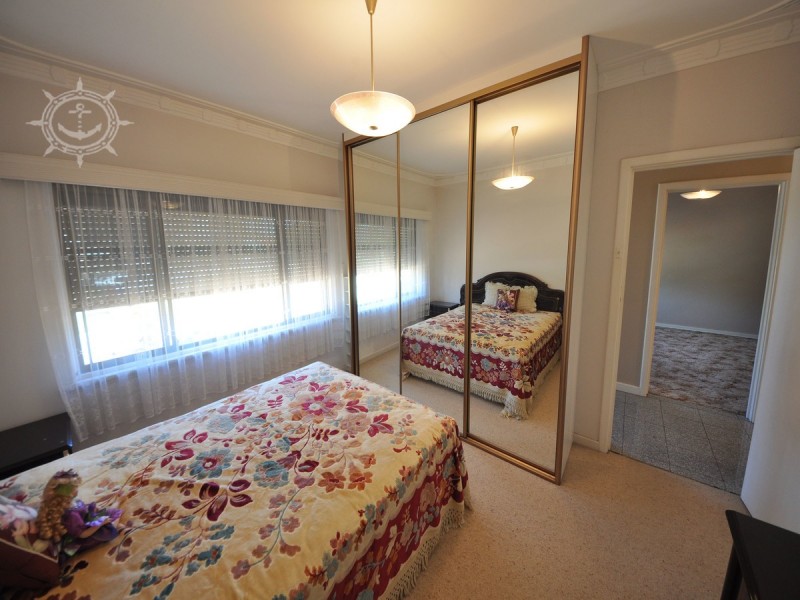 38 York Street, Beaconsfield WA 6162