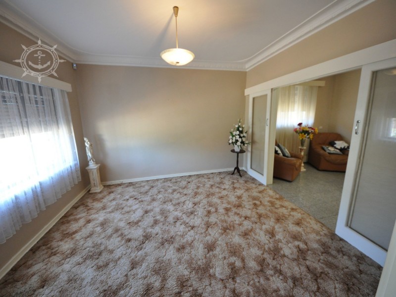 38 York Street, Beaconsfield WA 6162