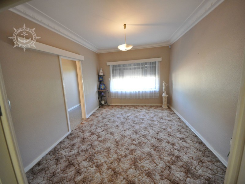 38 York Street, Beaconsfield WA 6162