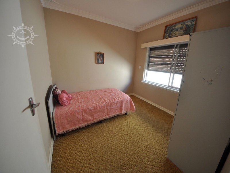 38 York Street, Beaconsfield WA 6162