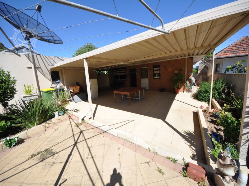 38 York Street, Beaconsfield WA 6162