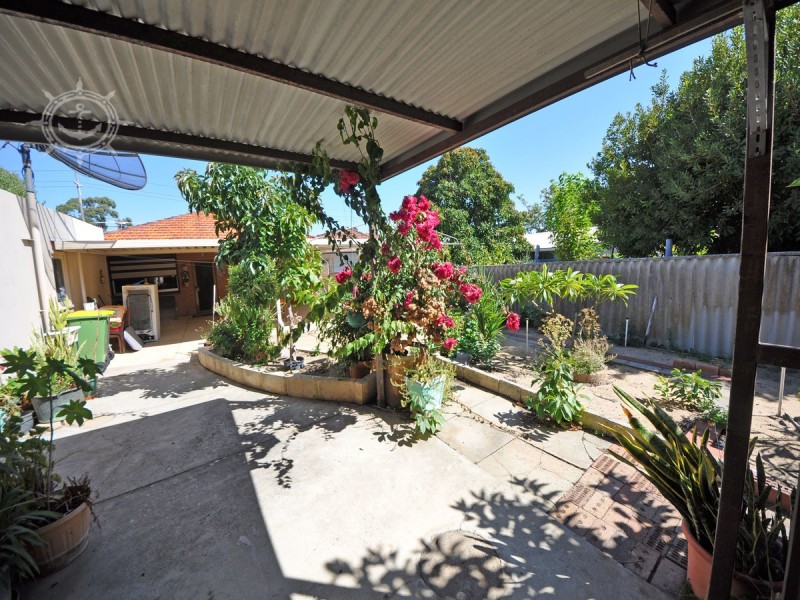 38 York Street, Beaconsfield WA 6162