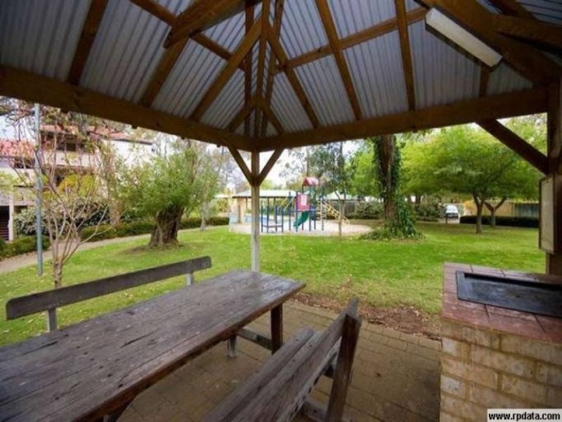 5/2 Pengilly Road, Orelia WA 6167