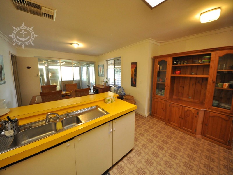 6 Showell Street, Hamilton Hill WA 6163