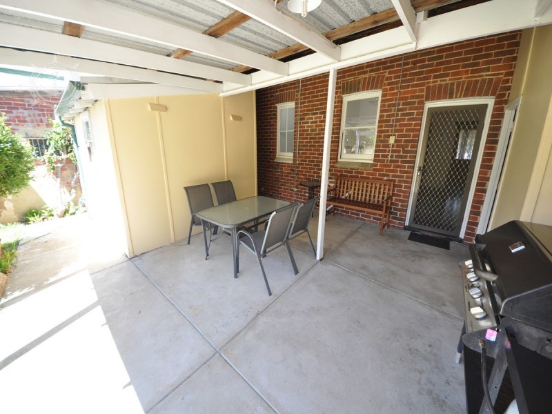 28 Hampton Road, Fremantle WA 6160