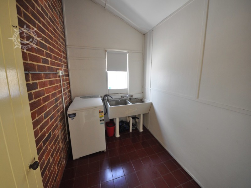 28 Hampton Road, Fremantle WA 6160