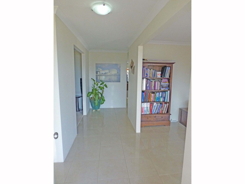 52 Cherry Hill Circle, Dunsborough WA 6281