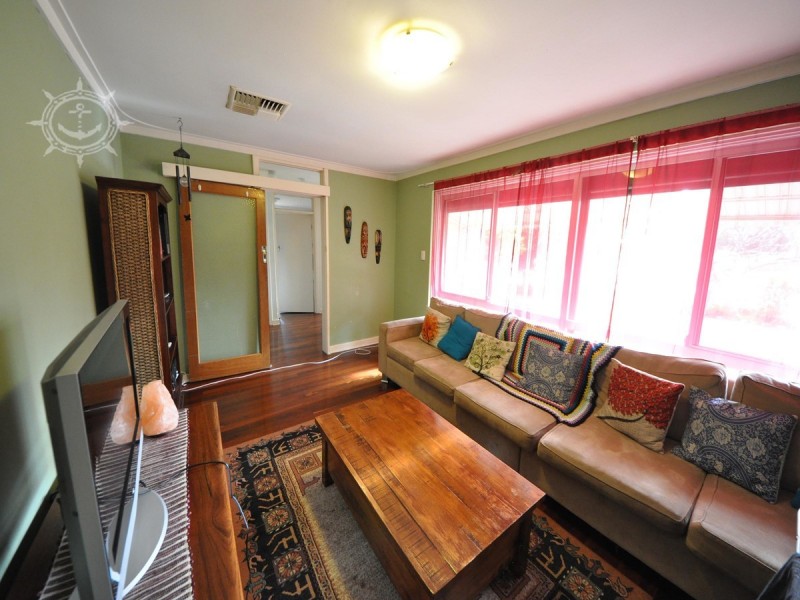 6 Showell Street, Hamilton Hill WA 6163