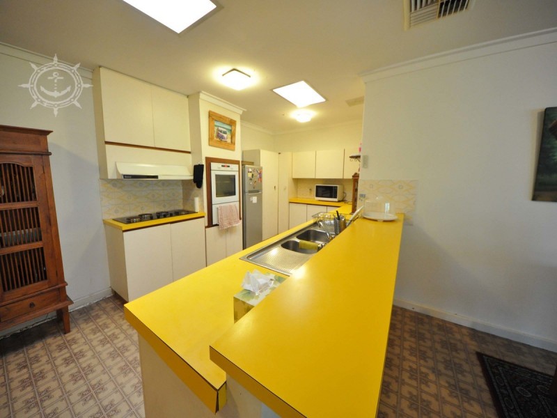 6 Showell Street, Hamilton Hill WA 6163
