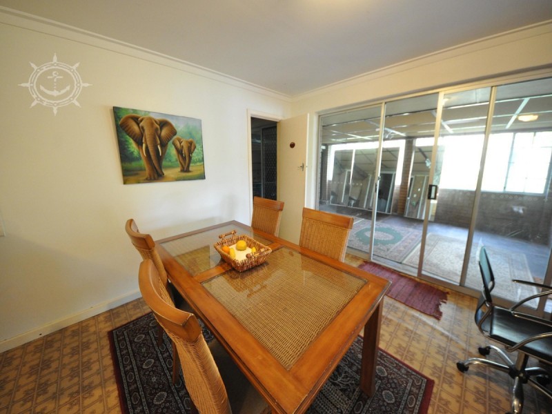 6 Showell Street, Hamilton Hill WA 6163