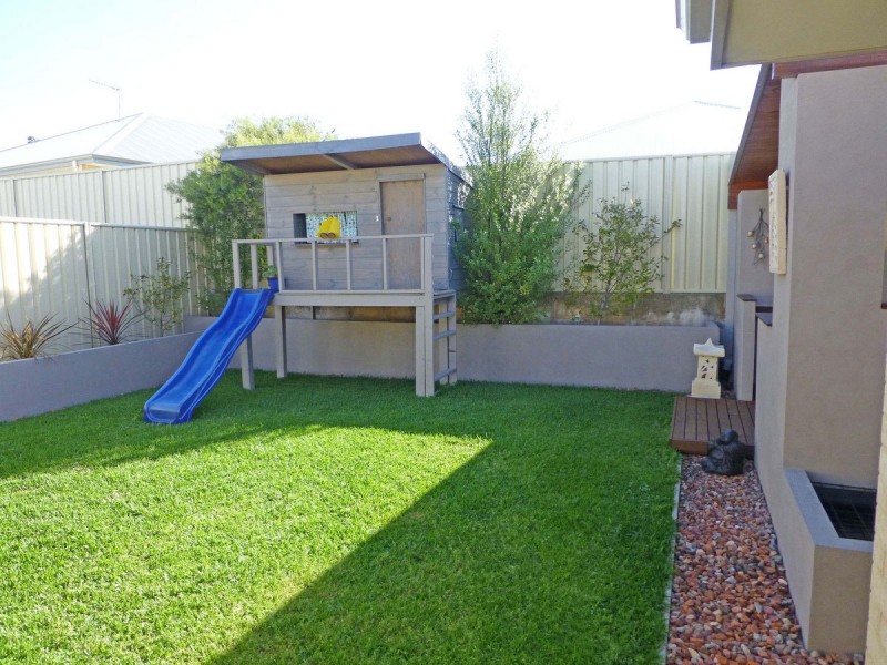 52 Cherry Hill Circle, Dunsborough WA 6281