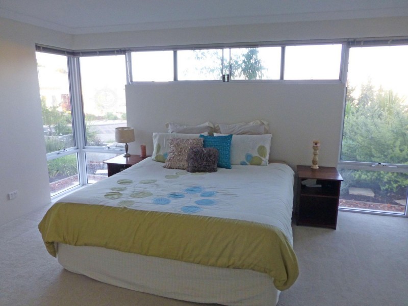 52 Cherry Hill Circle, Dunsborough WA 6281