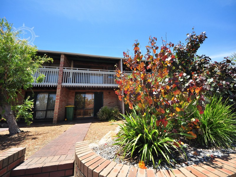 2/10 Stirling Street, Fremantle WA 6160