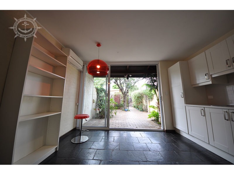 18/7-13 Norfolk Street, Fremantle WA 6160