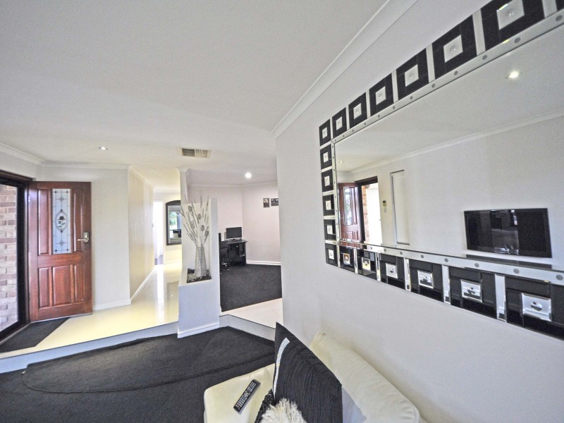 62 Aitken Drive, Winthrop WA 6150