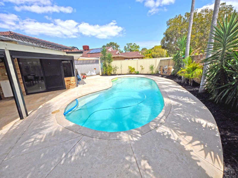 62 Aitken Drive, Winthrop WA 6150