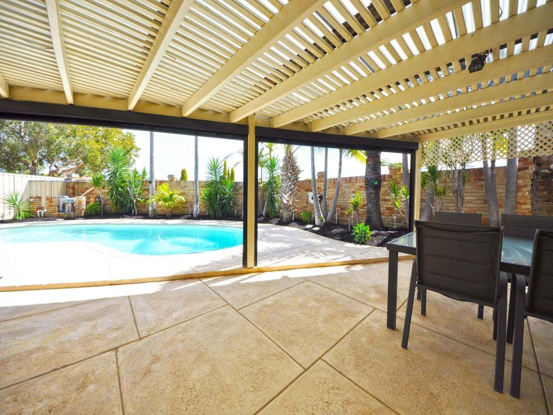 62 Aitken Drive, Winthrop WA 6150