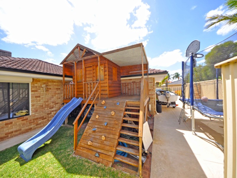 62 Aitken Drive, Winthrop WA 6150