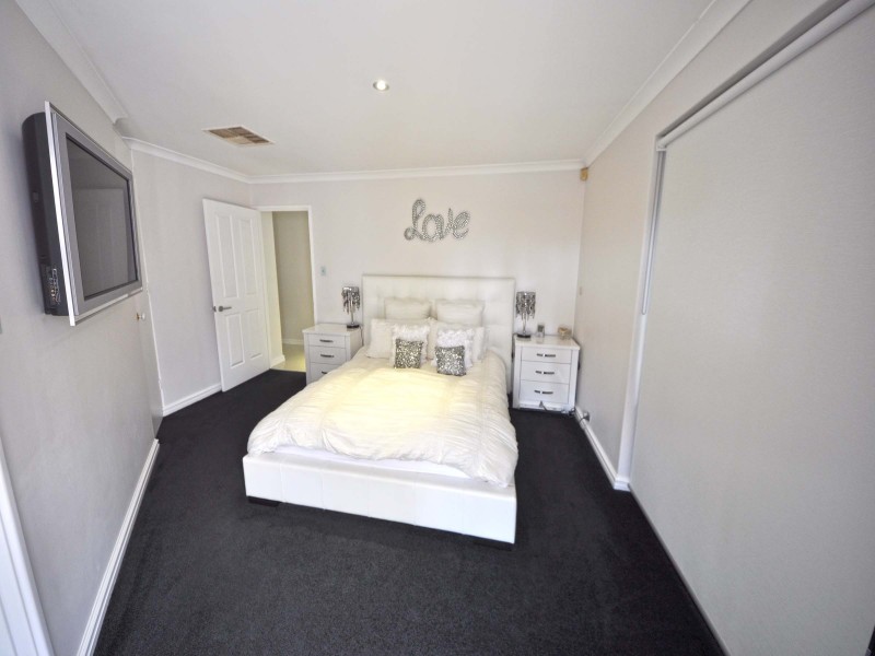 62 Aitken Drive, Winthrop WA 6150