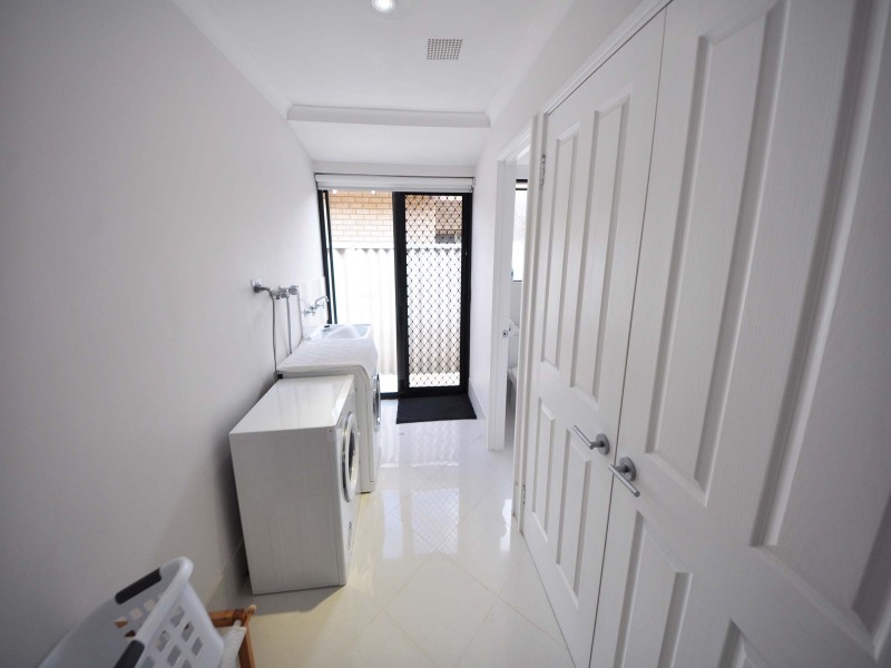 62 Aitken Drive, Winthrop WA 6150