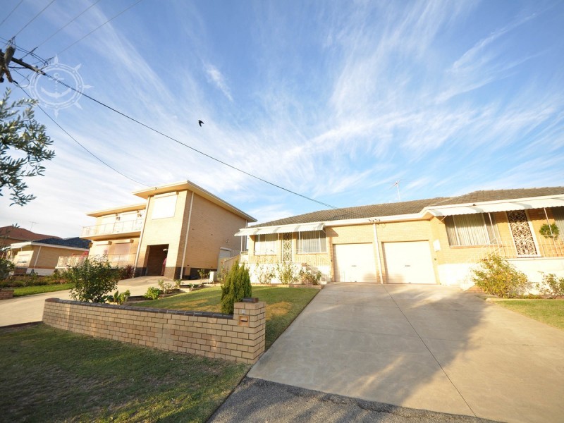 6B Deering Street, Beaconsfield WA 6162