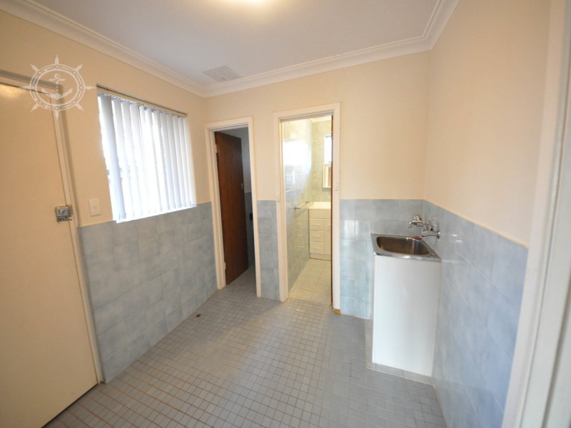 6B Deering Street, Beaconsfield WA 6162