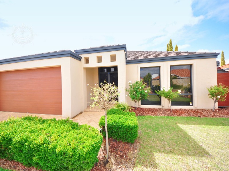 6 Audley Place, Canning Vale WA 6155