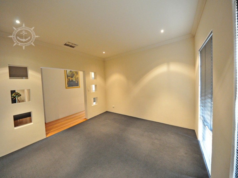 6 Audley Place, Canning Vale WA 6155