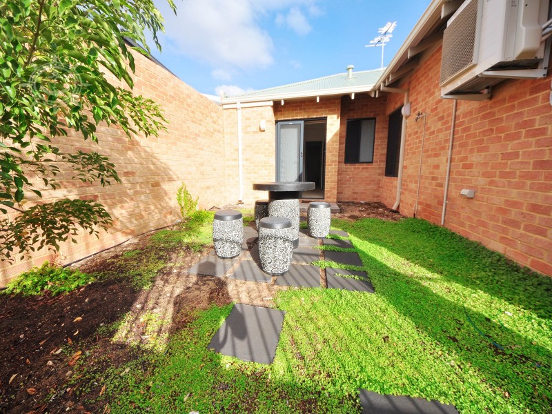 17a Michael Street, Beaconsfield WA 6162