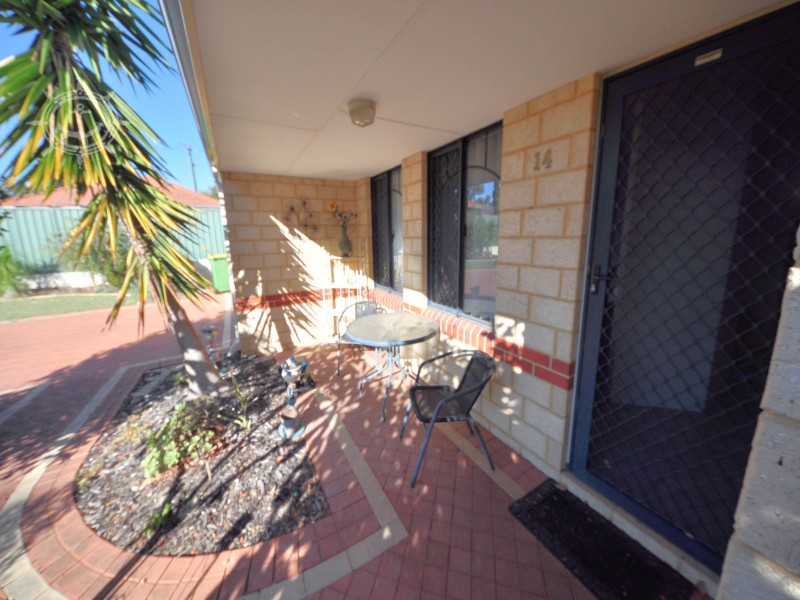 14 Cole Place, Willagee WA 6156
