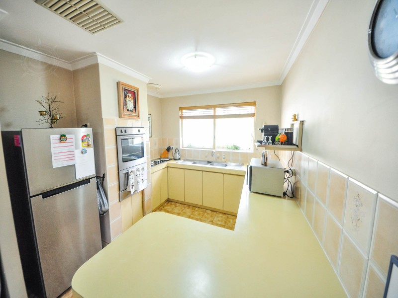 3 Morgan Place, Bibra Lake WA 6163