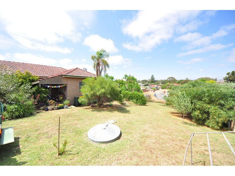 10 Southend Road, Hamilton Hill WA 6163