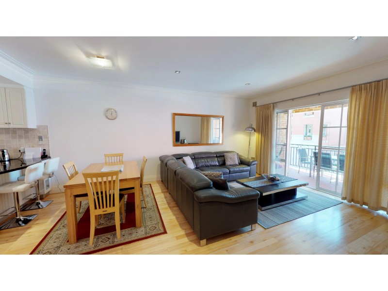 2/51-53 Pakenham Street, Fremantle WA 6160