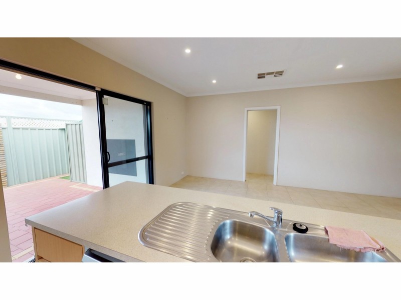 3/19 Mell Road, Spearwood WA 6163