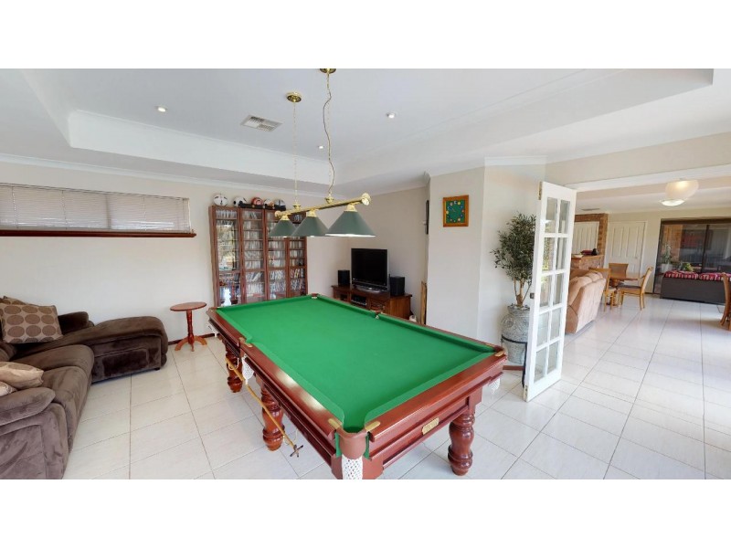 18 Paterson Gardens, Winthrop WA 6150