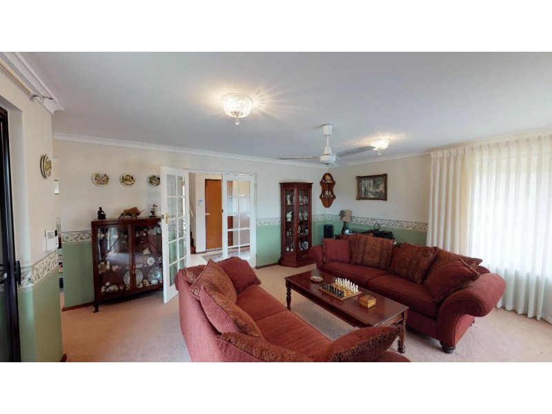 18 Paterson Gardens, Winthrop WA 6150