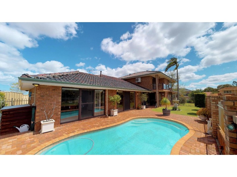 18 Paterson Gardens, Winthrop WA 6150