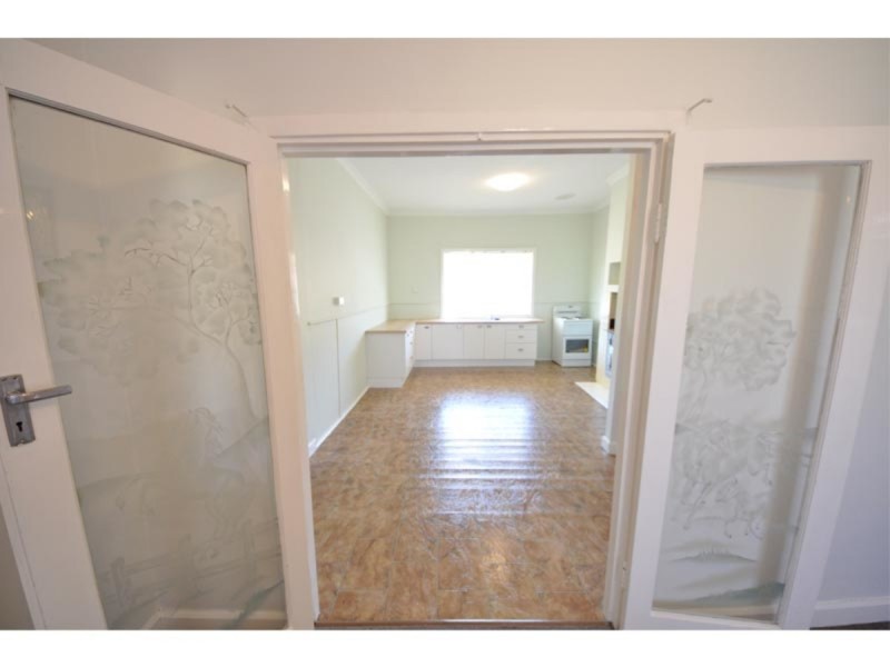 10 Southend Road, Hamilton Hill WA 6163