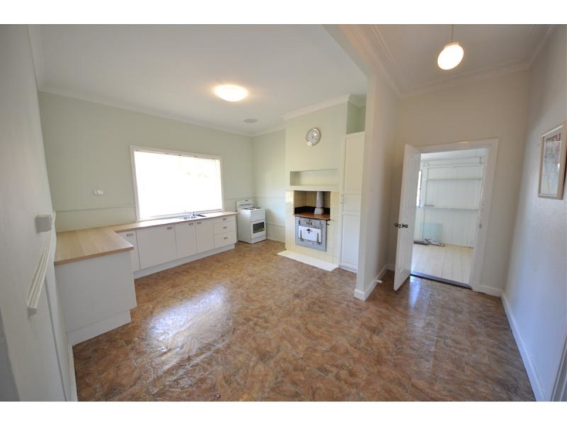 10 Southend Road, Hamilton Hill WA 6163