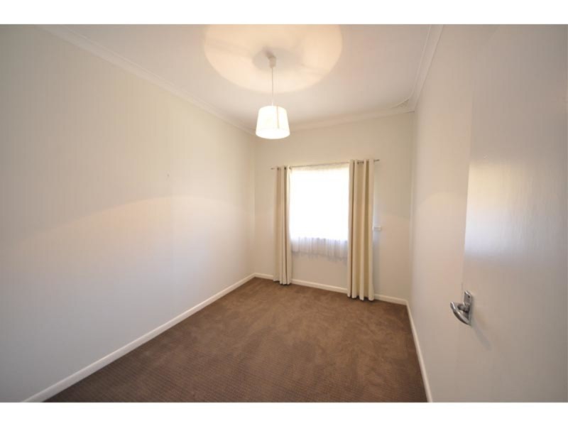 10 Southend Road, Hamilton Hill WA 6163