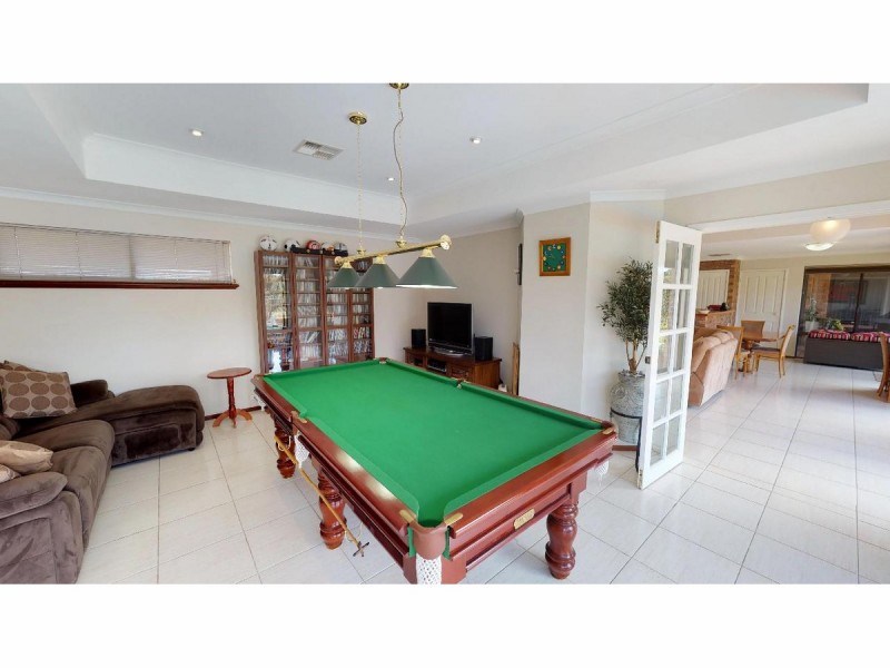 18 Paterson Gardens, Winthrop WA 6150