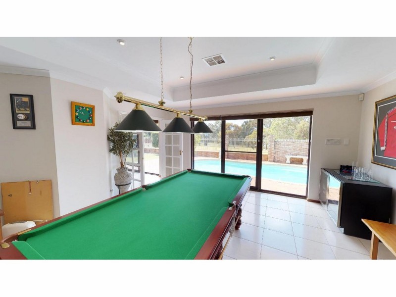 18 Paterson Gardens, Winthrop WA 6150